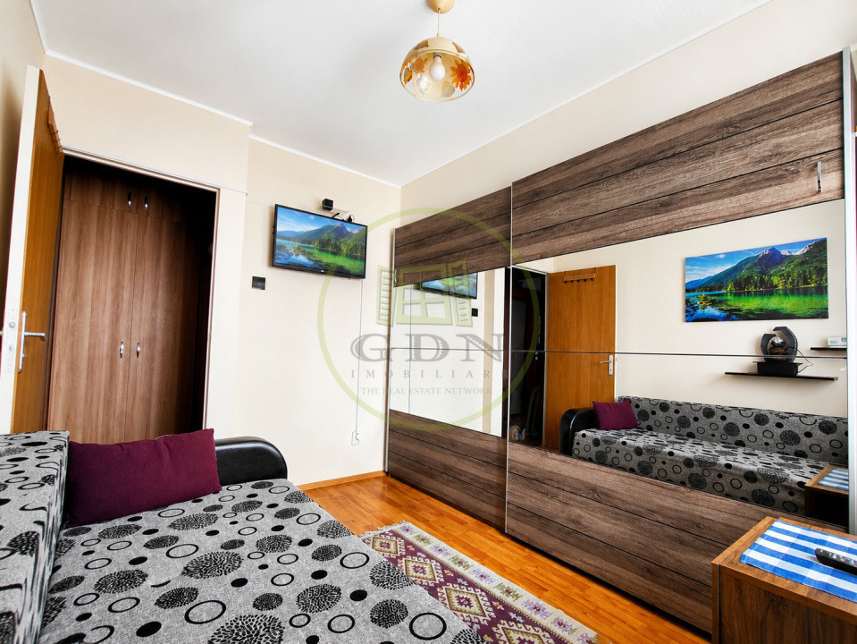 Vânzare apartament 3 camere Florilor Brașov