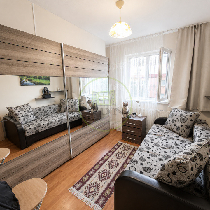 Vânzare apartament 3 camere Florilor Brașov