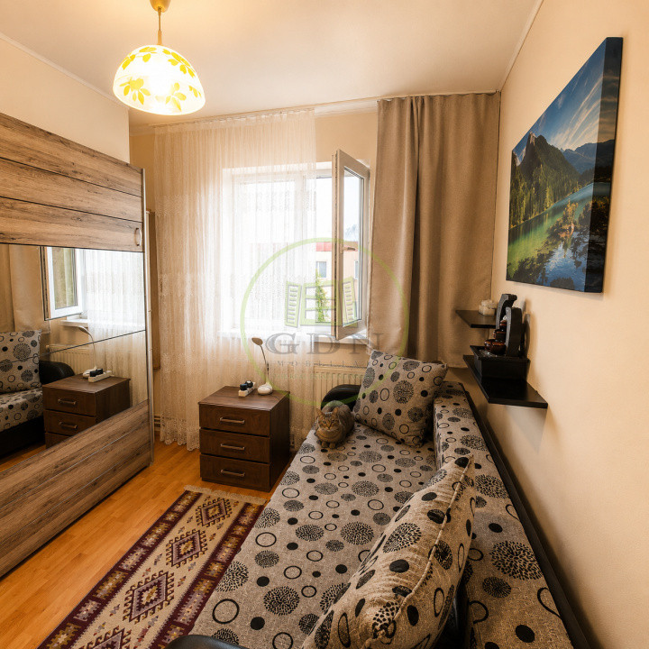 Vânzare apartament 3 camere Florilor Brașov