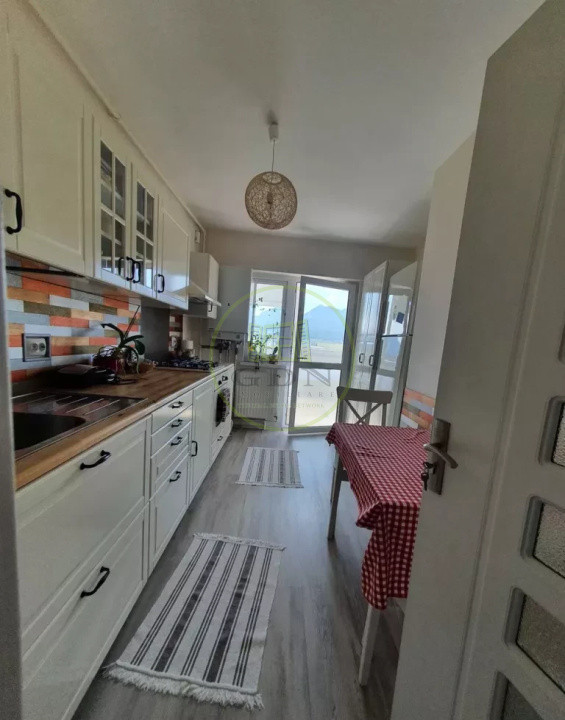 Apartament cu 2 camere de închiriat – Astra, Strada Poienelor