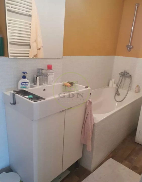 Apartament cu 2 camere de închiriat – Astra, Strada Poienelor
