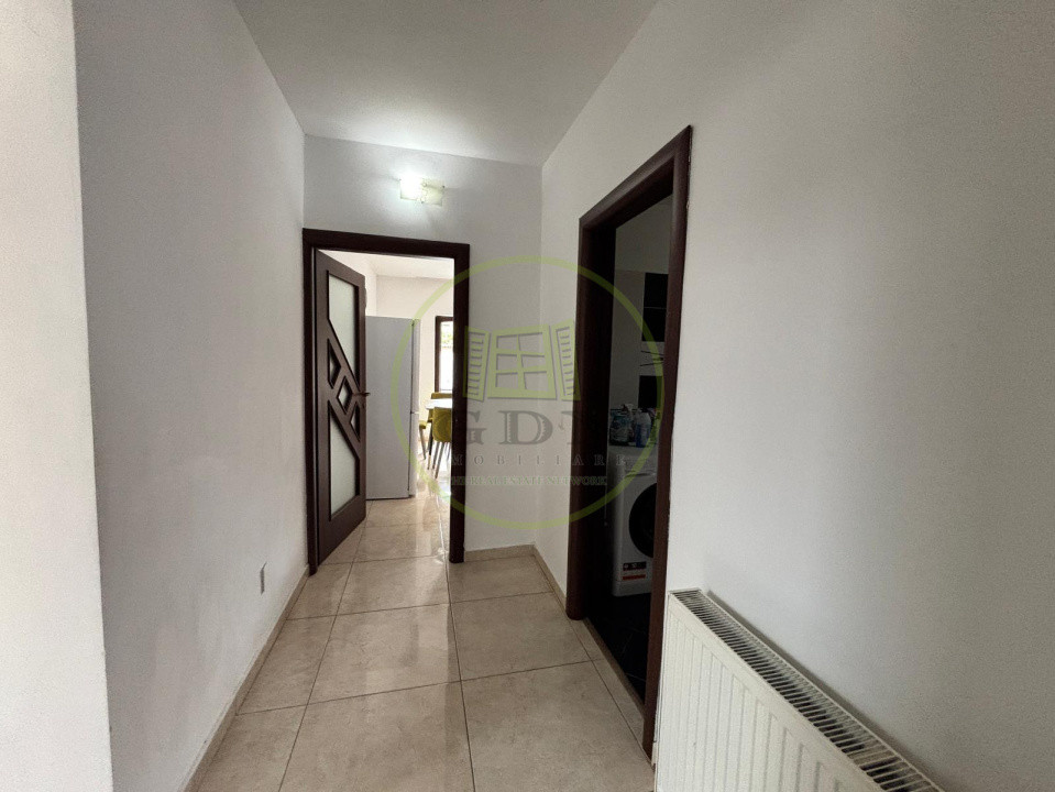 Casa P+1, 210 mp utili, 500 mp teren, Carcea, zona Ford