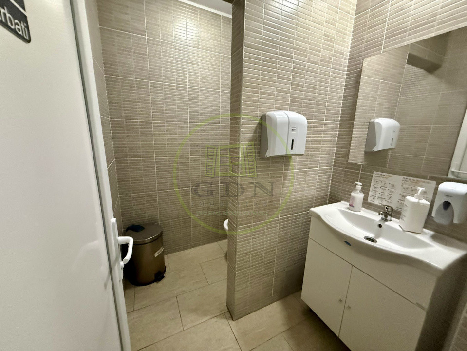 Spatiu comercial, 861.29 mp, Central, zona Ramada