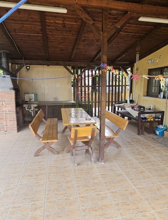 Casa 3 camere, teren 665 mp, Preajba, Malu Mare, zona Damila.