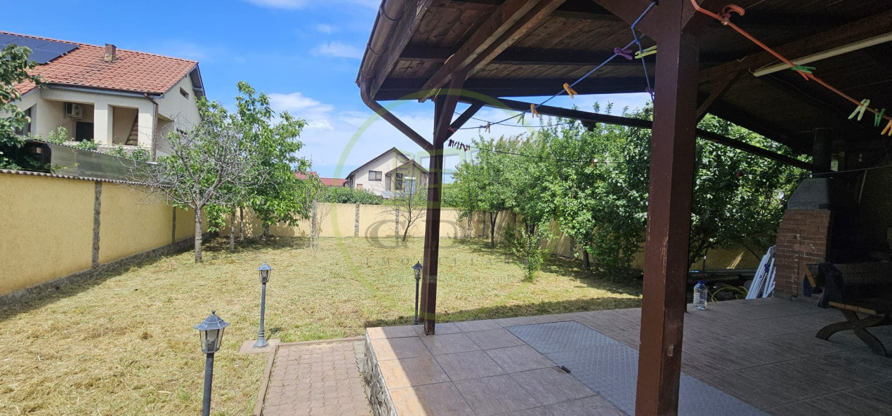 Casa 3 camere, teren 665 mp, Preajba, Malu Mare, zona Damila.