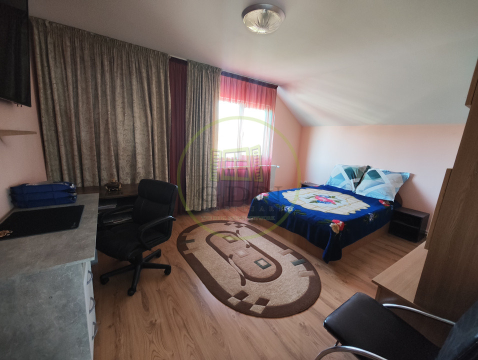Casa 5 camere, teren 233 mp, Craiova, cartier Brestei.
