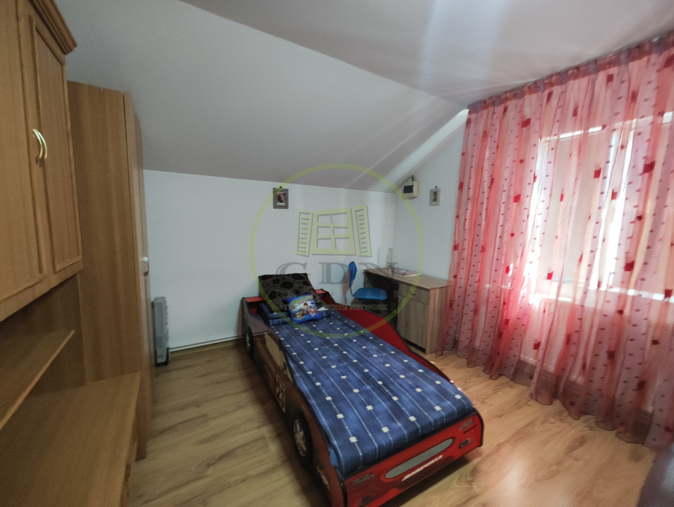 Casa 5 camere, teren 233 mp, Craiova, cartier Brestei.