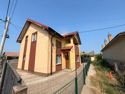 Casa 5 camere, teren 233 mp, Craiova, cartier Brestei.