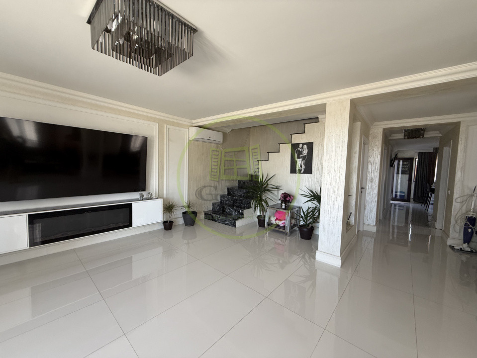 Casa P+1+M, 460 mp teren, 340 mp utili, Brestei
