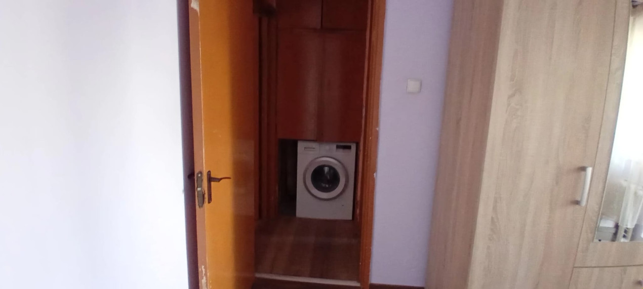 De vânzare ap. 2 camere mobilat, 46 mp., zona Mănăștur/Big.