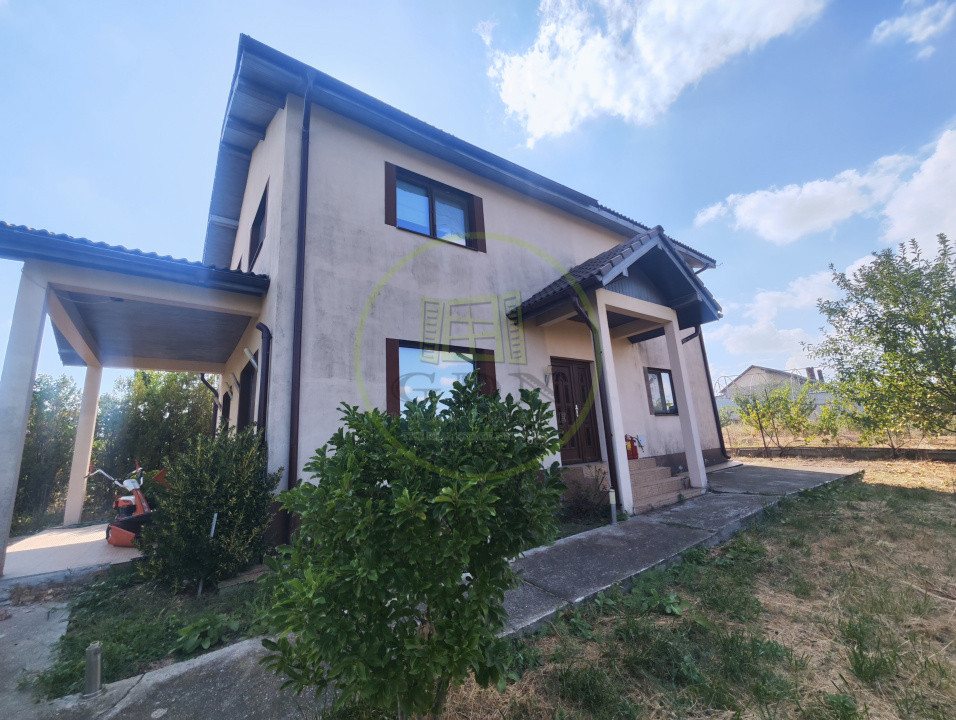 Casa 4 camere, teren 557 mp, Ghercesti, zona Spital Regional