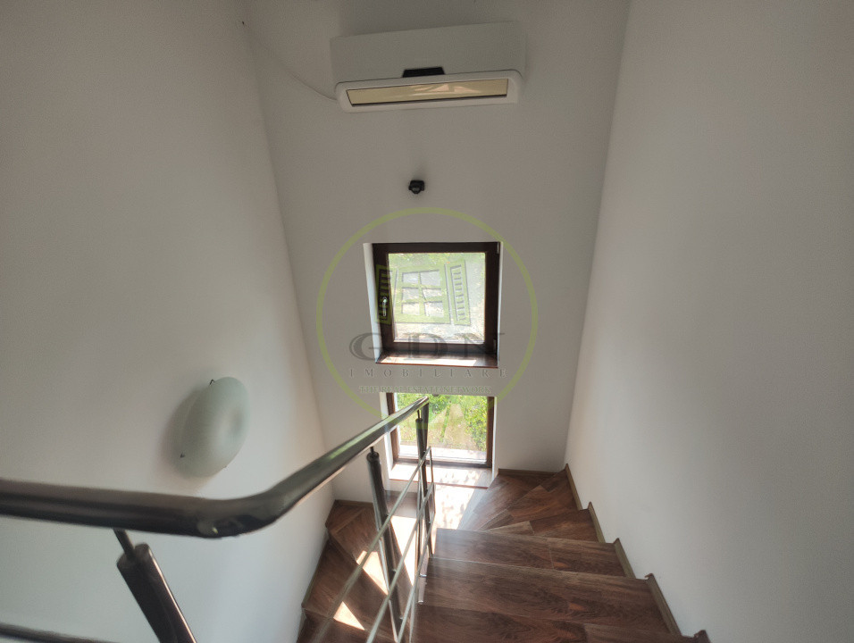 Casa 4 camere, teren 557 mp, Ghercesti, zona Spital Regional