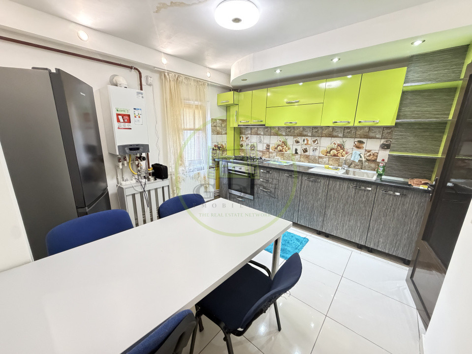Apartament 2 camere, semidecomandat, 57.20 mp, cartier Rovine, zona Posta