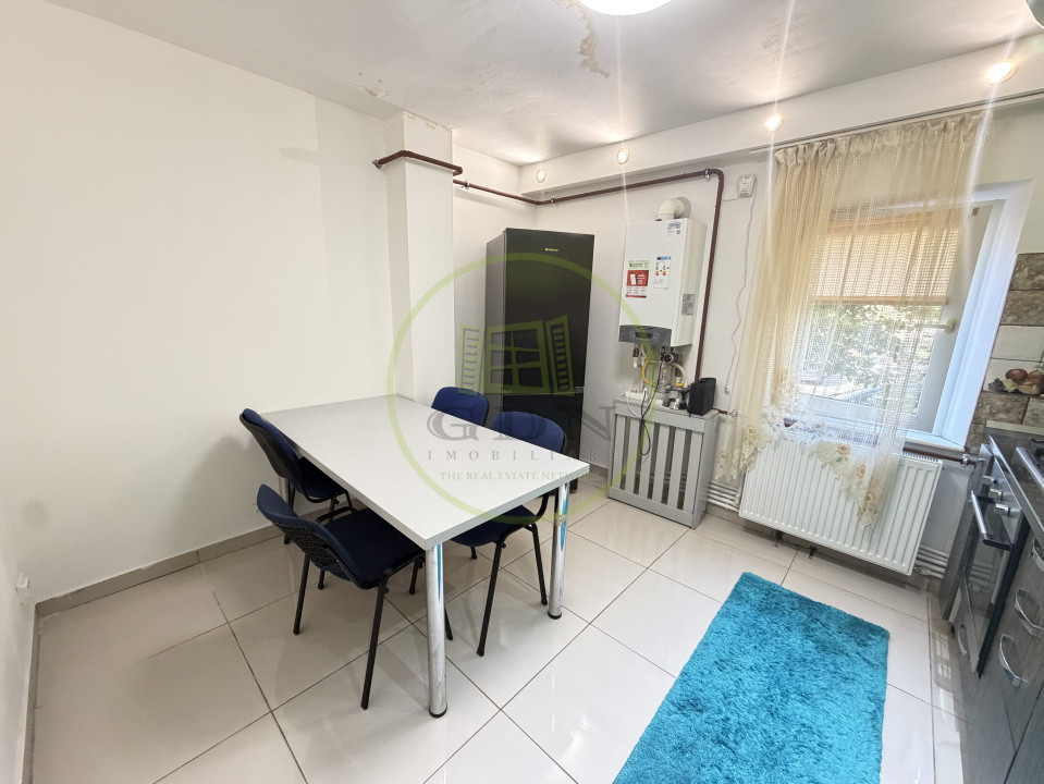 Apartament 2 camere, semidecomandat, 57.20 mp, cartier Rovine, zona Posta