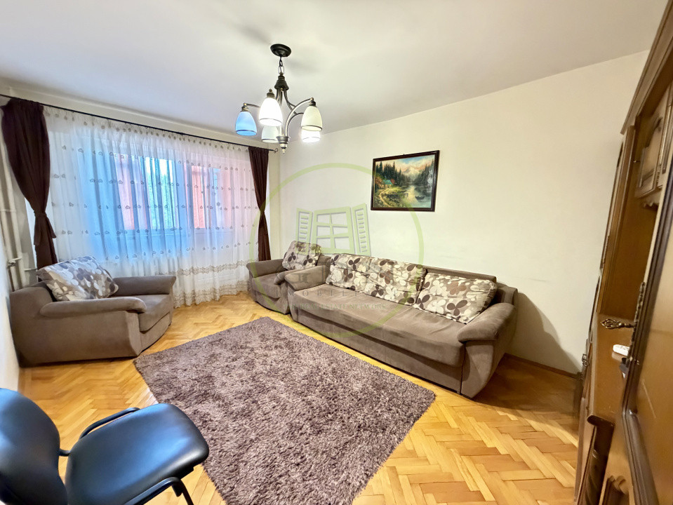 Apartament 3 camere, 77.20 mp, cartier Lapus, zona Intim