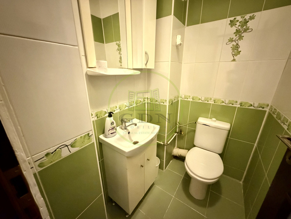 Apartament 3 camere, 77.20 mp, cartier Lapus, zona Intim