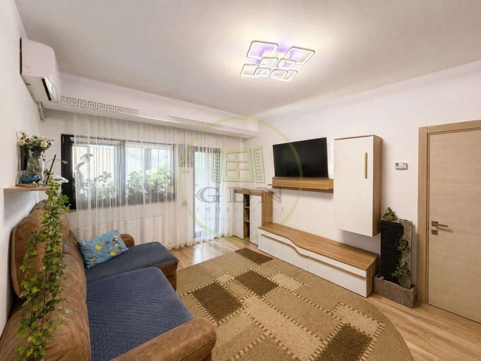 Apartament 2 camere | 47,9 mp + balcon 9,9 mp | Etaj 1/3 | Centrală proprie