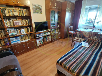 Apartament doua camere decomandat, 53 mp, Cornitoiu zona Unitatea Militara