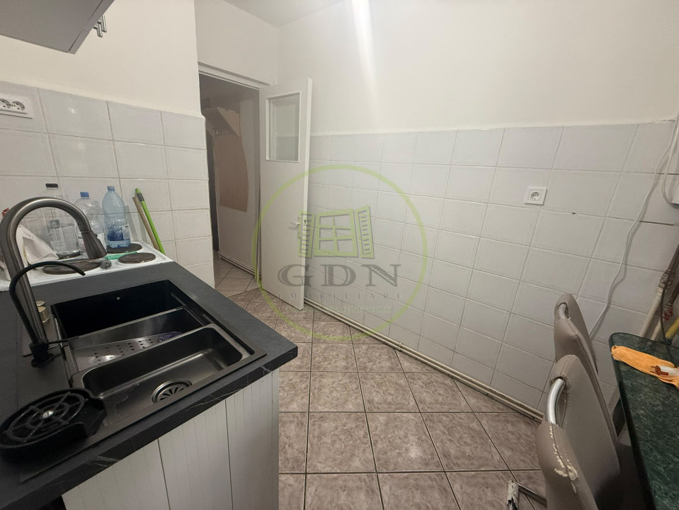 Apartament 3 camere, 75 mp, Cartierul 1 Mai, Zona Insula