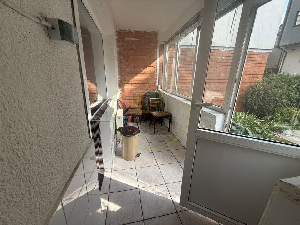 Apartament 3 camere, 75 mp, Cartierul 1 Mai, Zona Insula