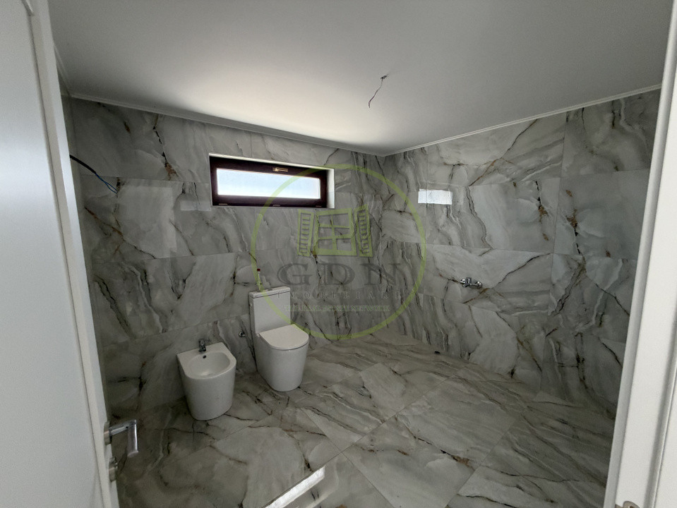Casa p+1, 102mp utili, 246mp teren, Preajba, zona Damila