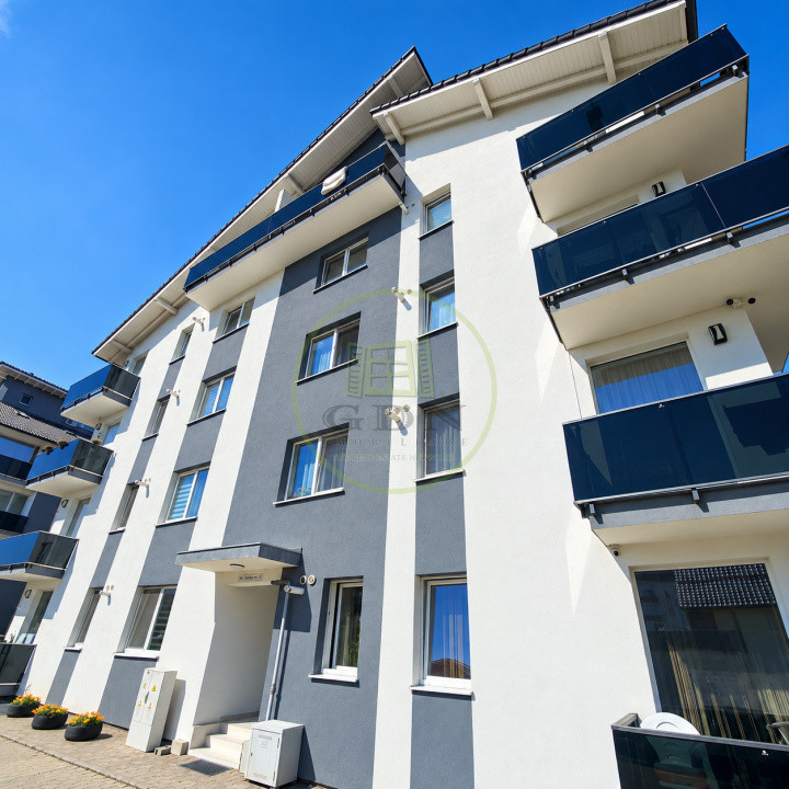 Vând apartament 3 camere Râșnov