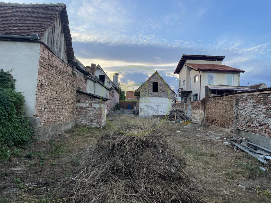 Casă individuală de renovat complet • Turnișor • 120 mp utili • 475 mp teren