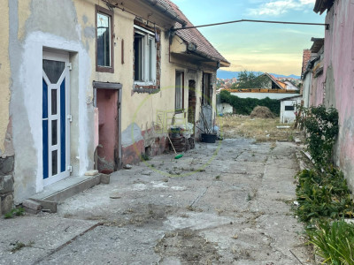 🏡 TEREN INTRAVILAN 475 MP CU CASĂ – TURNISOR | 130.000 €