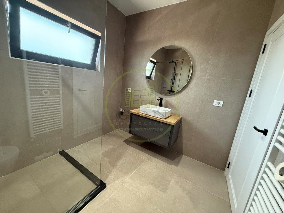 Apartament 3 camere, 87 mp, Cartierul Capsunarie, Zona Damila
