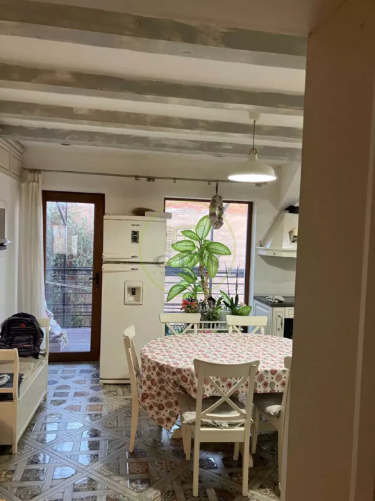 Apartament premium la casa de vanzare 5 camere zona bld. Victoriei! 