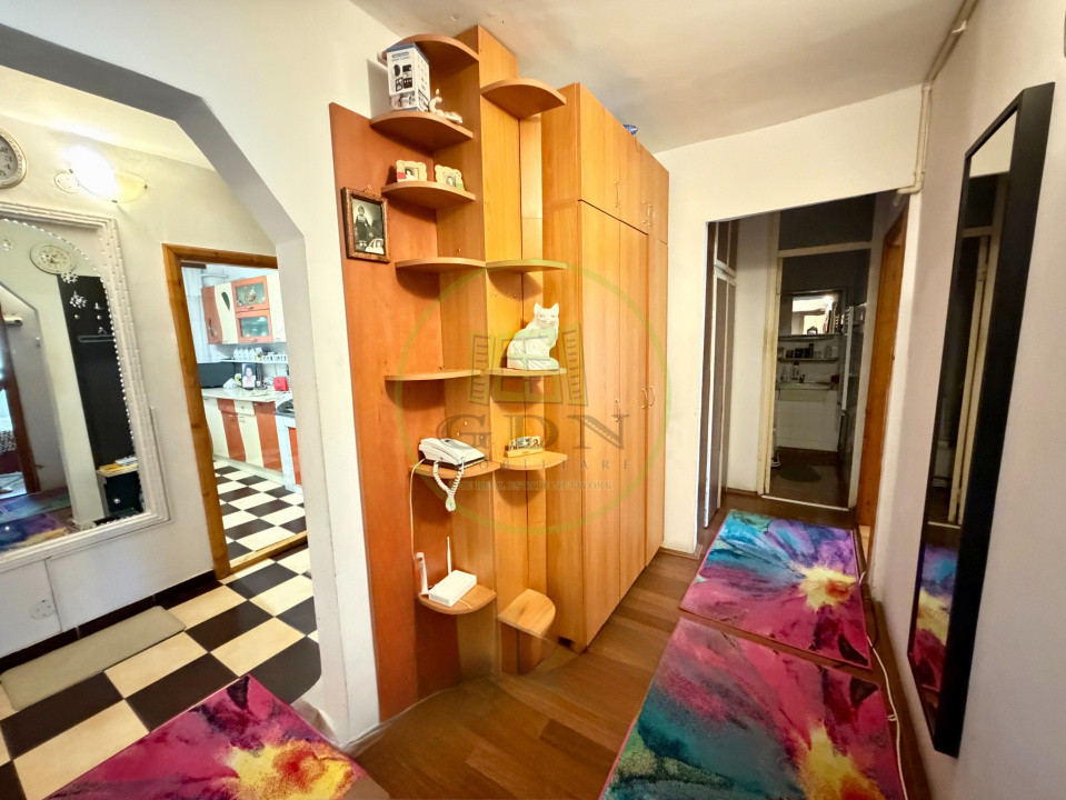 Apartament 4 camere, 87.9mp, cartier Craiovita Nouă, zona Hanul Craiovitei