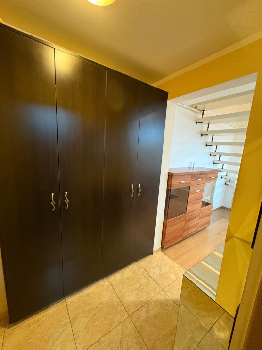 Apartament de vânzare 4 camere  | 100mp| - zona Ștrand