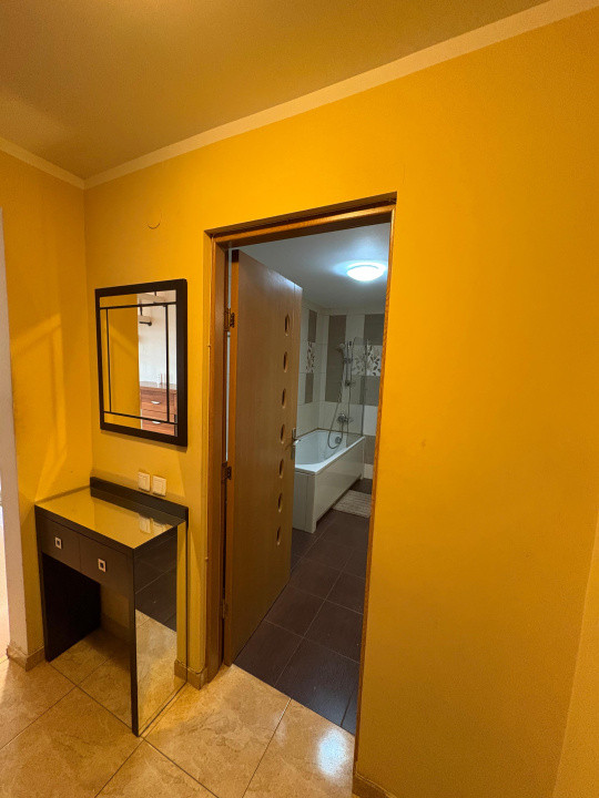 Apartament de vânzare 4 camere  | 100mp| - zona Ștrand