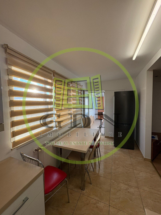 Apartament de vânzare 4 camere-2 bai   | 100mp| - zona Ștrand