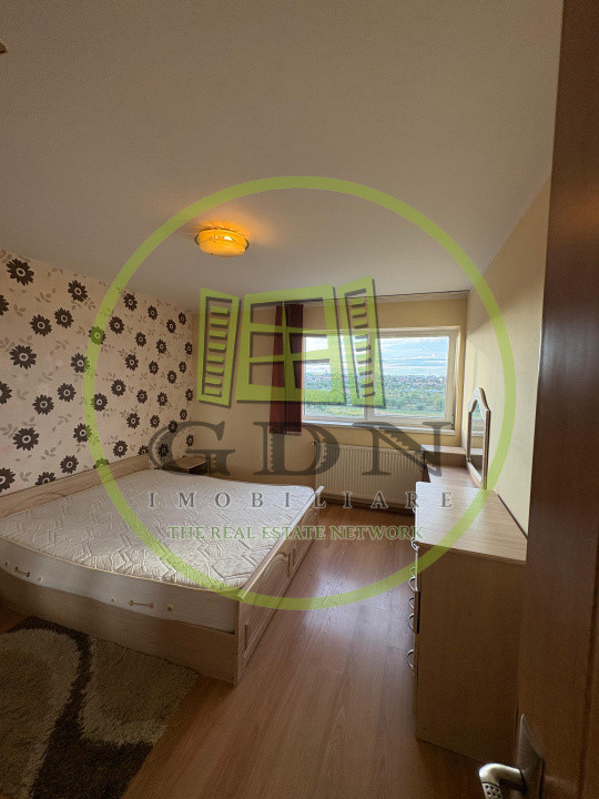 Apartament de vânzare 4 camere-2 bai   | 100mp| - zona Ștrand