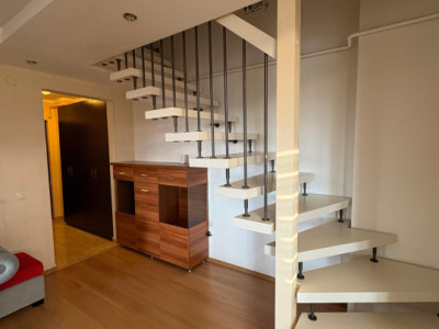 Apartament de vânzare 4 camere  | 100mp| - zona Ștrand