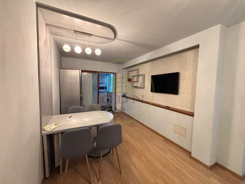 Apartament 3 camere, 70mp, cartier 1 Mai , zona Fabrica de Confectii