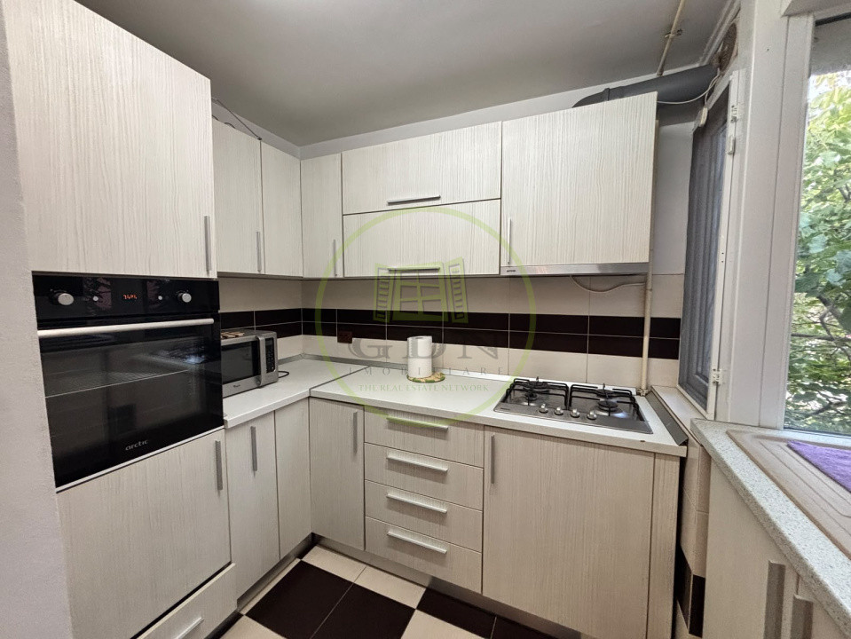 Apartament 3 camere, 70mp, cartier 1 Mai , zona Fabrica de Confectii
