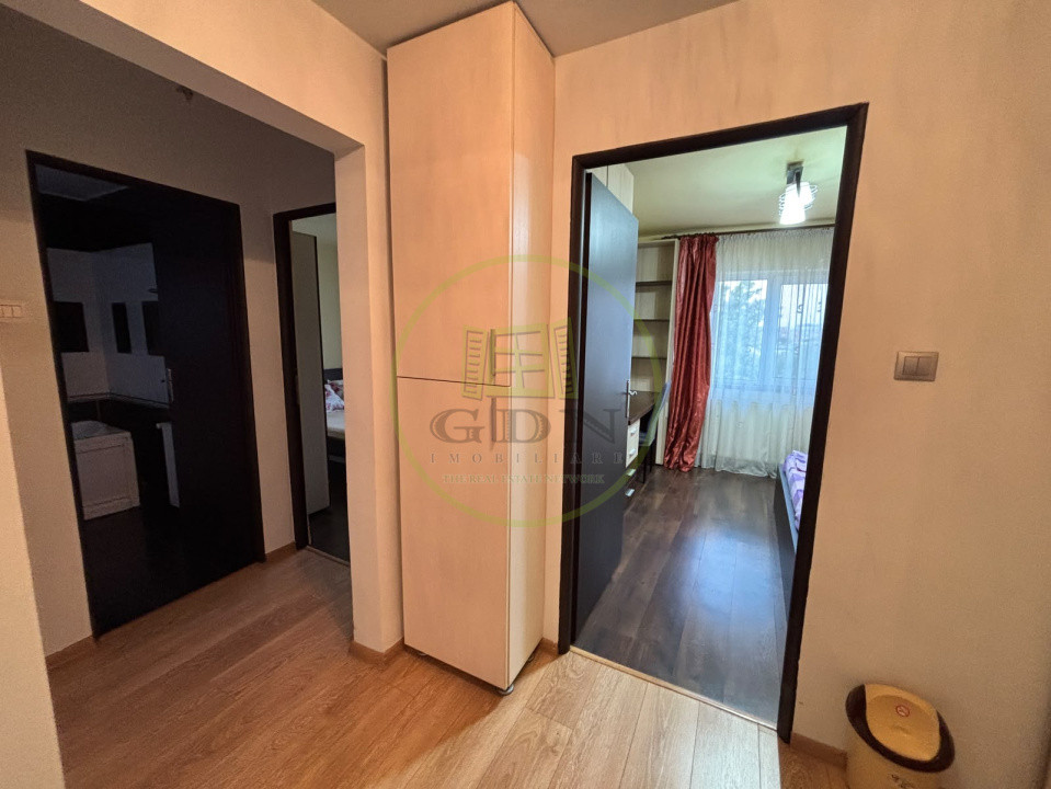 Apartament 3 camere, 70mp, cartier 1 Mai , zona Fabrica de Confectii