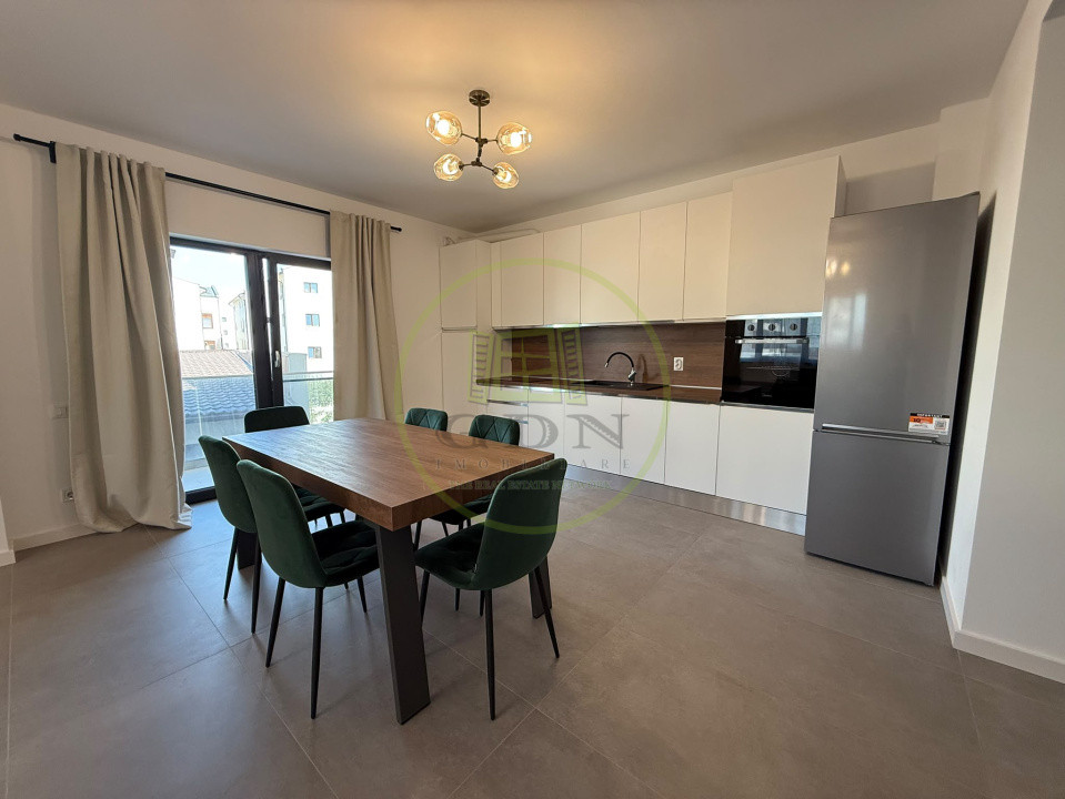 Apartament 3 camere, 87 mp, Cartierul Capsunarie, Zona Damila