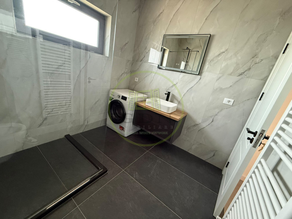 Apartament 3 camere, 87 mp, Cartierul Capsunarie, Zona Damila