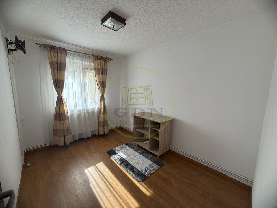 Apartament 3 camere, 49.75 mp, cartier Craiovița Nouă, zona Orizont 