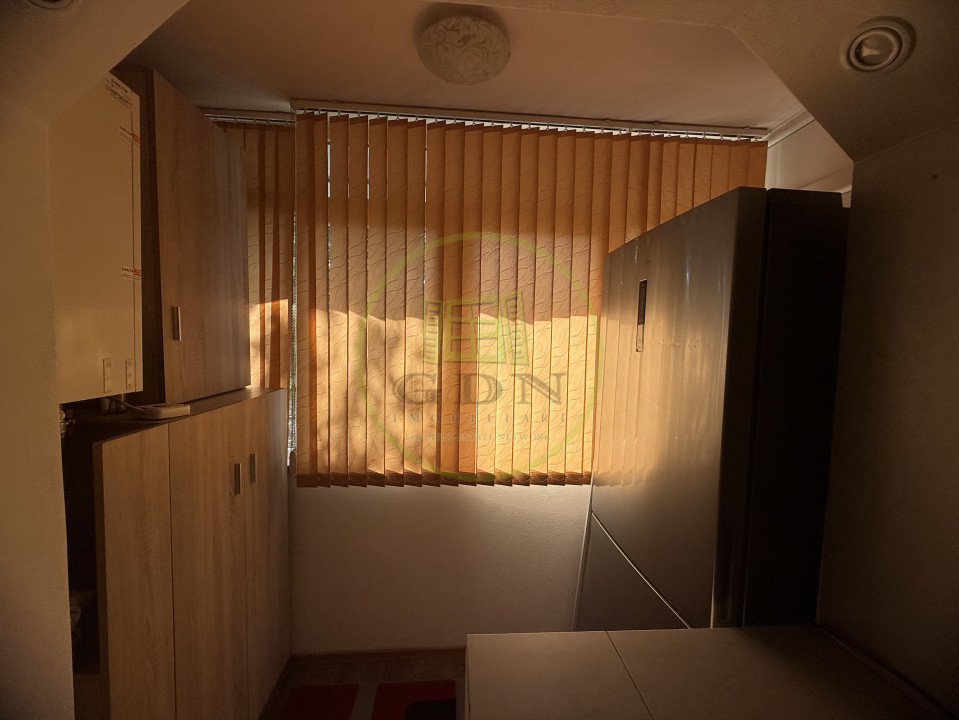Apartament 3 camere, 49.75 mp, cartier Craiovița Nouă, zona Orizont 