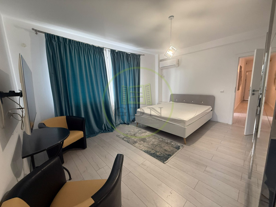 Apartament 3 camere, 126.50 mp, Centru, Zona Liceul CFR