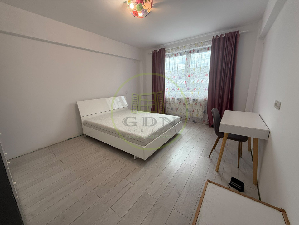 Apartament 3 camere, 126.50 mp, Centru, Zona Liceul CFR