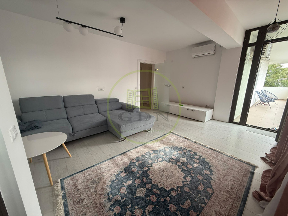 Apartament 3 camere, 126.5 mp, Centru, zona Liceul CFR