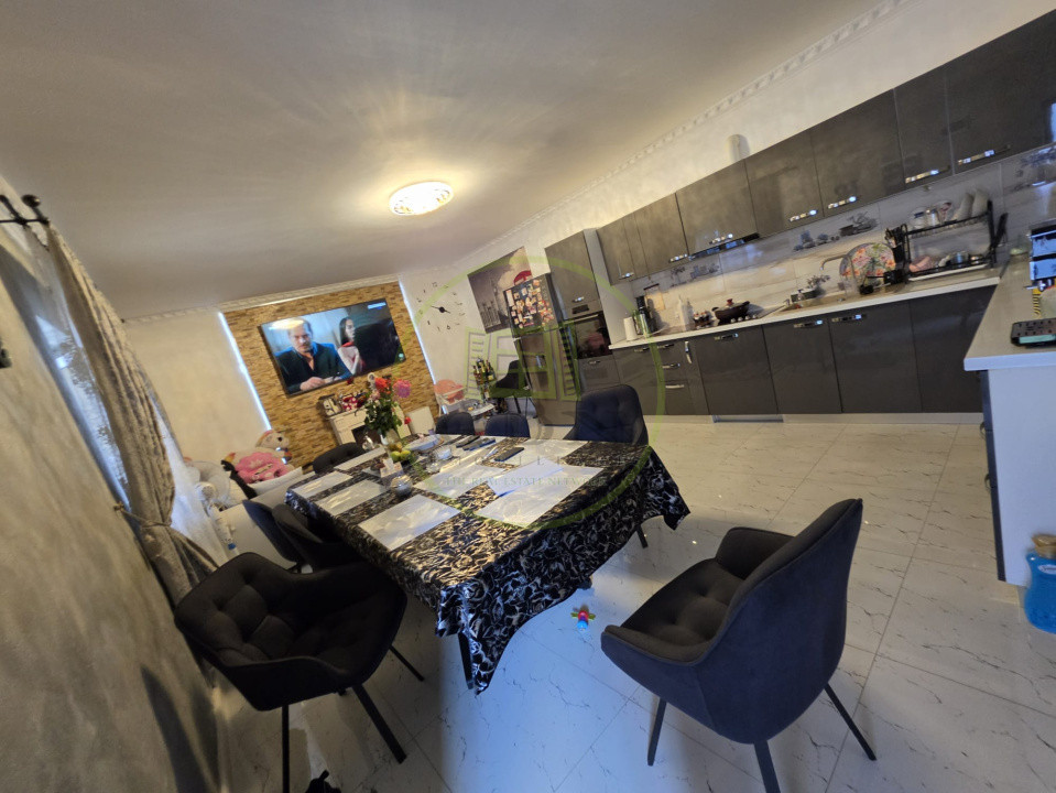 🏡 APARTAMENT LA CASĂ DE VÂNZARE – 70,2 MP UTILI + CURTE, Turnisor