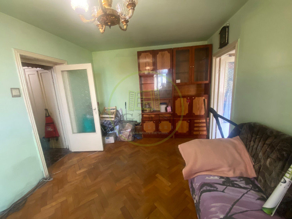 Apart.3 cam, decomandat, etaj 2, nerenovat, str Transilvaniei nr 1, Rogerius