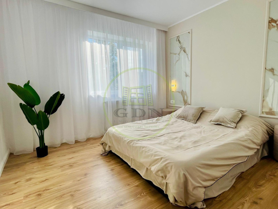 Apartament 3 camere, 73.3 mp, Garii, zona Piata