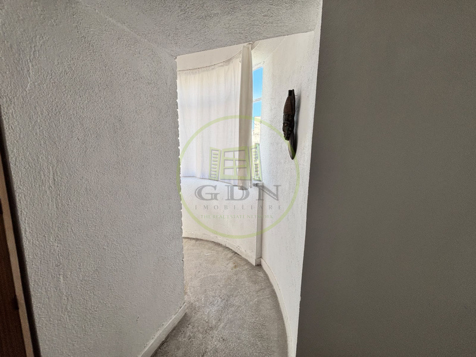 Apartament 3 camere, 70mp, Centru , zona Mercur